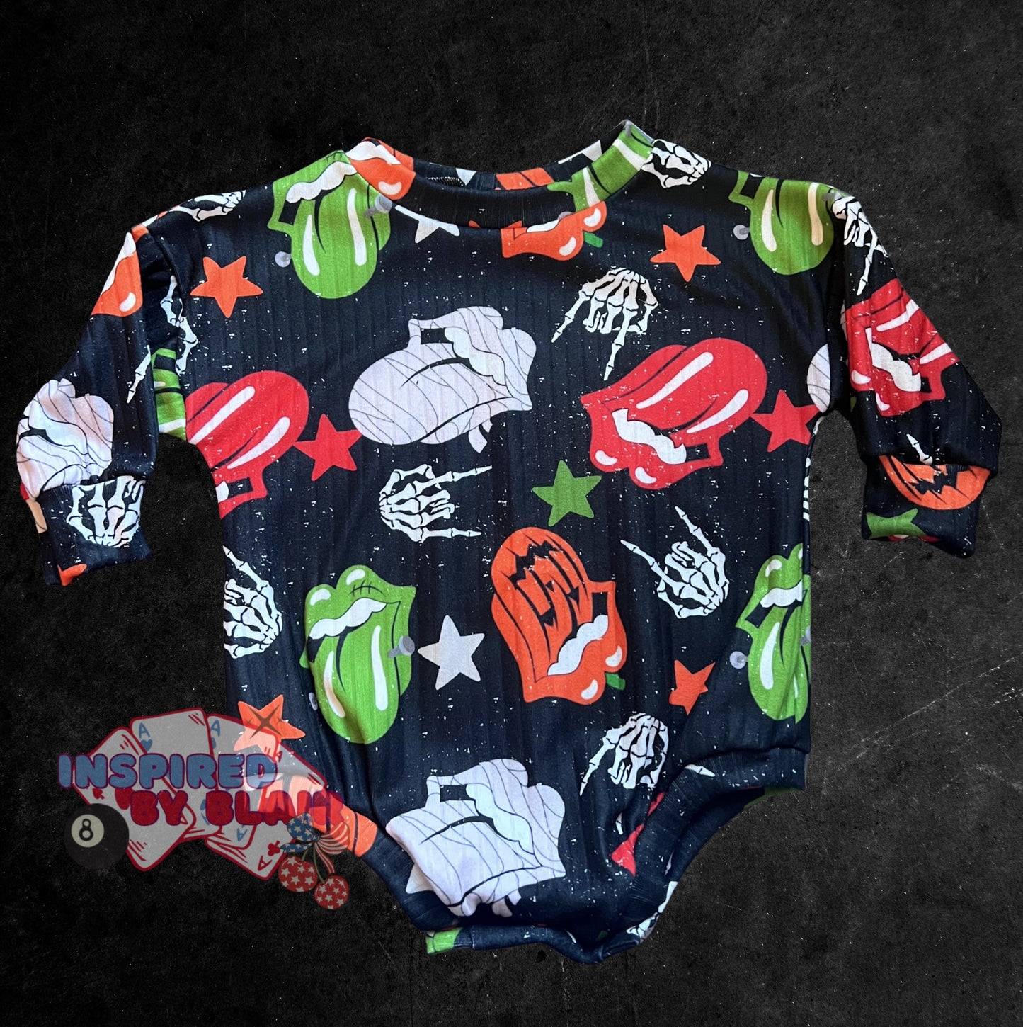 6/9m sweater romper with snaps