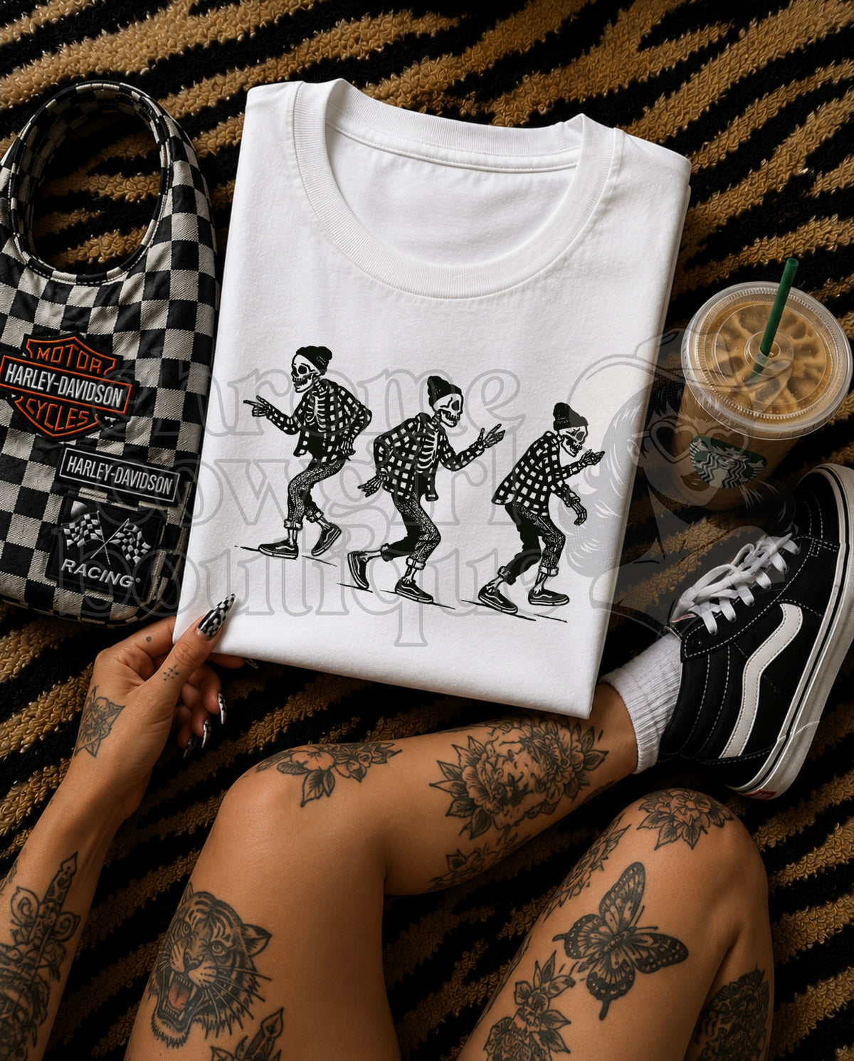Youth CC skelly tee