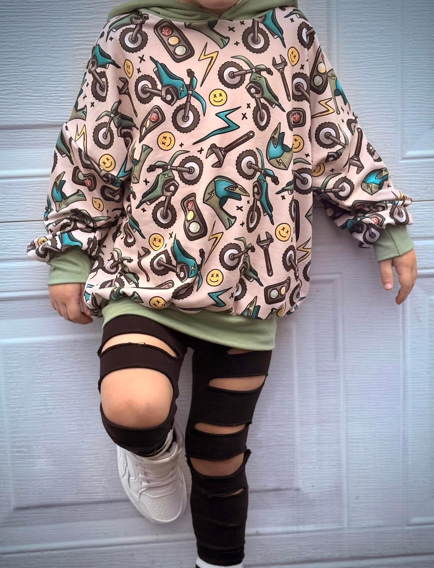 Custom Crewneck & Hoodie